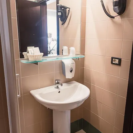 Hotel Art Milano Prato (Prato)