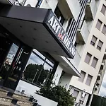 Art Milano فندق 4*