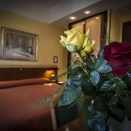 Hotel Art Milano Prato (Prato)