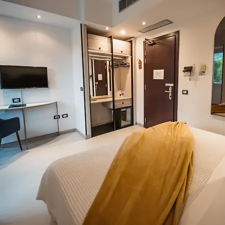 Hotel Art Milano 4*