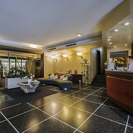 Hotell Art Milano Prato (Prato)