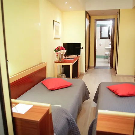 Hotell Art Milano 4*