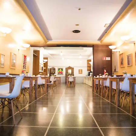 Hotell Art Milano 4*